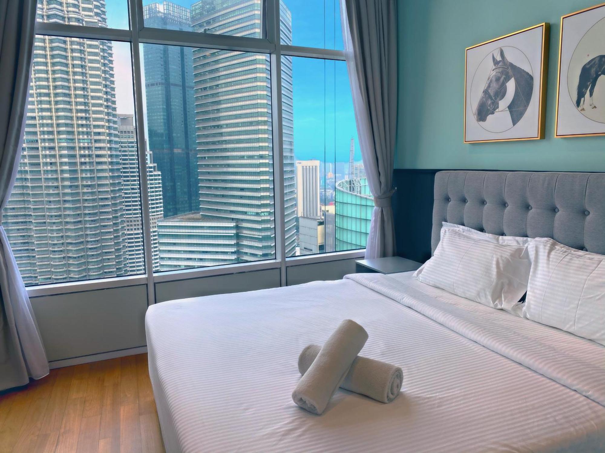 Sky Suits Klcc By White Houze — Photos 2